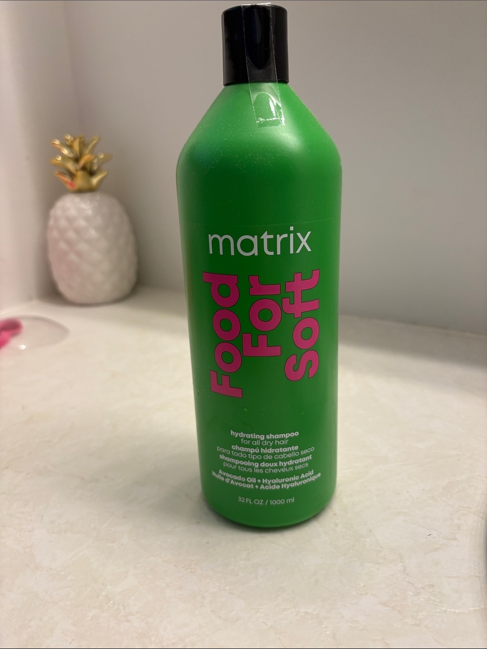 Matix Food For Soft Hydrating Shampoo - Green with Pink Text